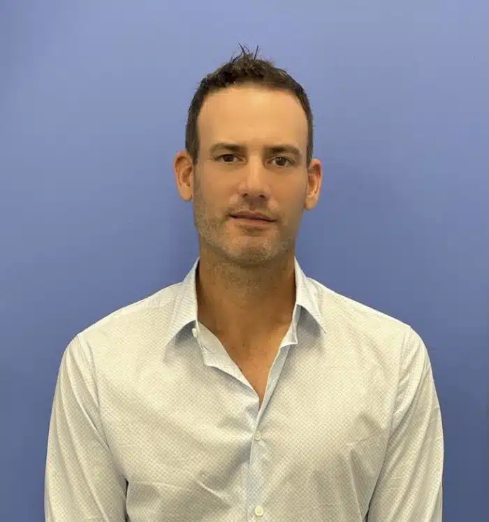 Dr. Hollenberg, lead chiropractor at Integrated Chiropractic